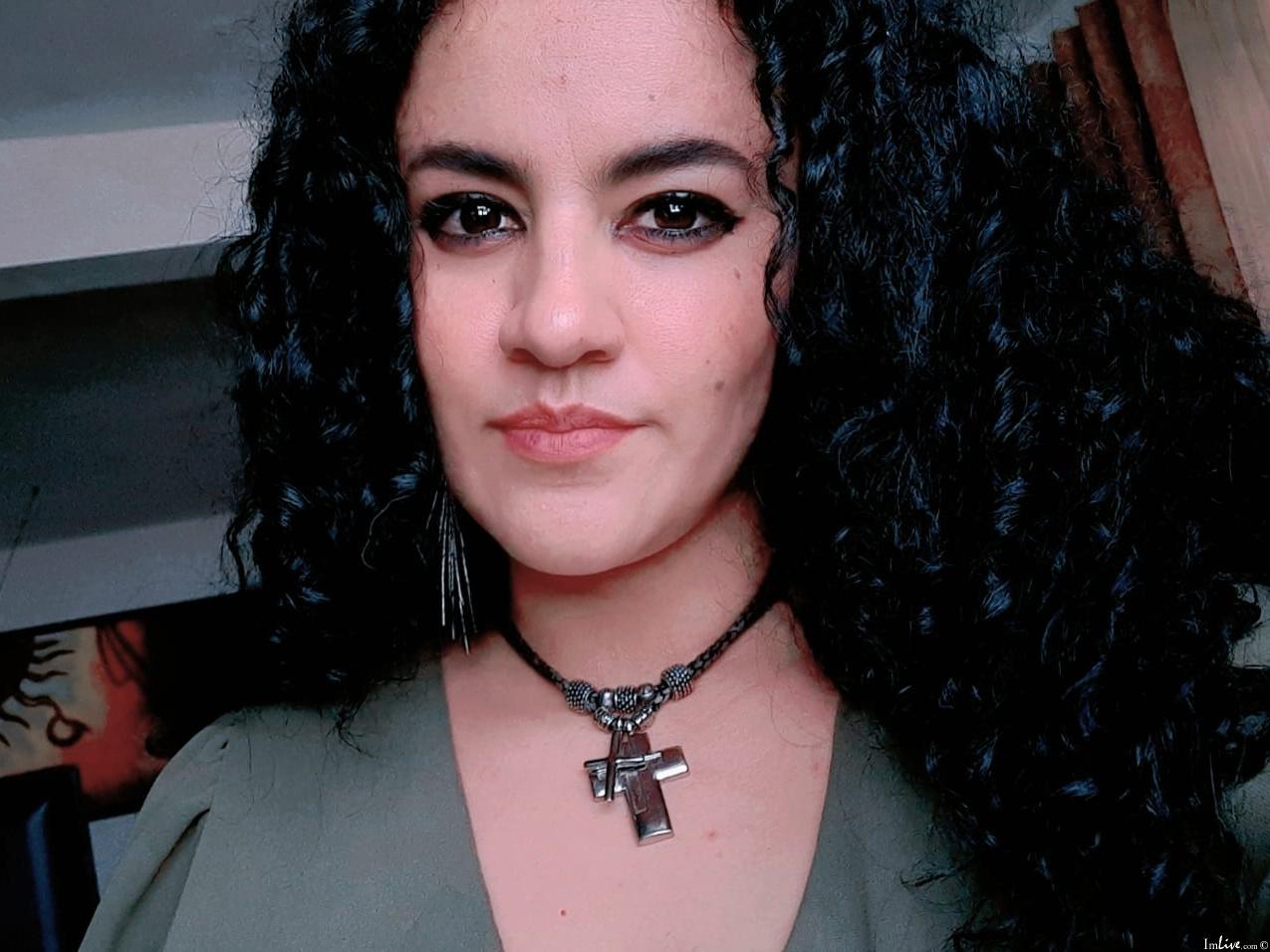 AngelaLatinBB