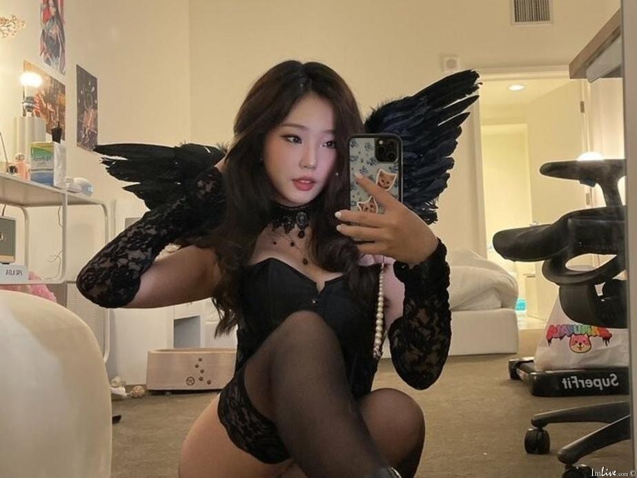AomiAsianX