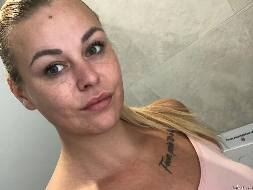 CarolineGlowX