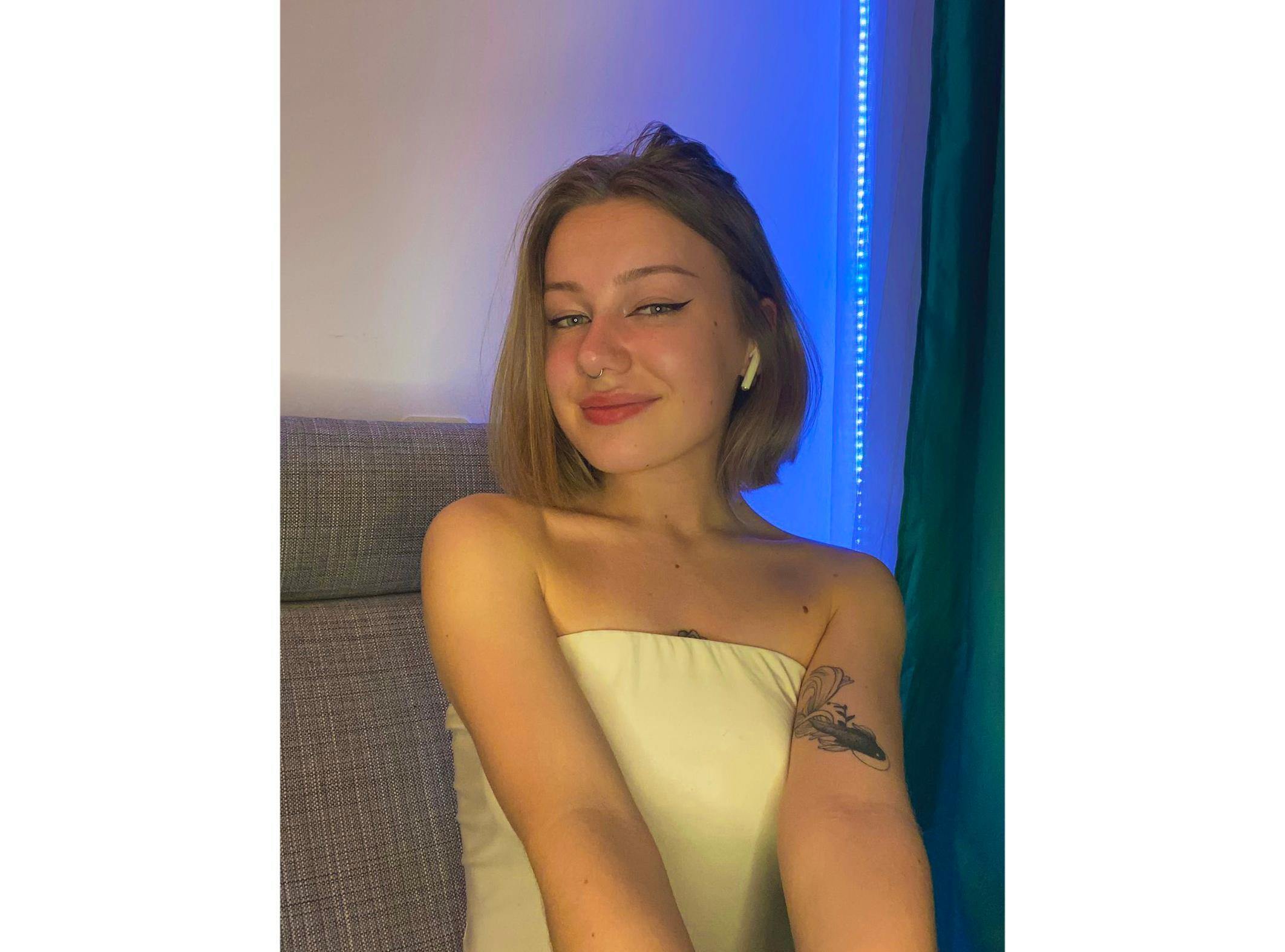 Dina_Angel