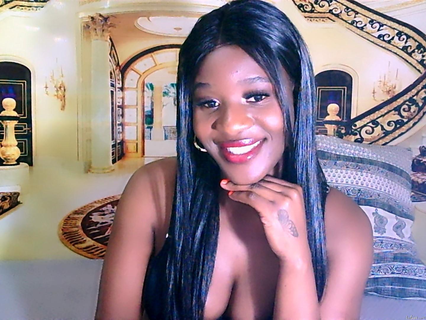 Ebony_Stunner69