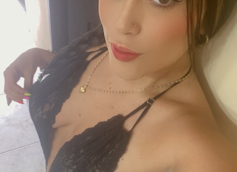 Gina_Hot
