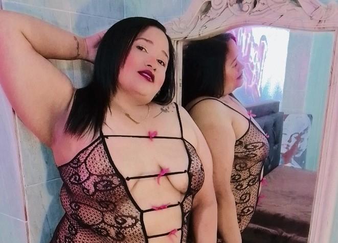 HotEsmeralda
