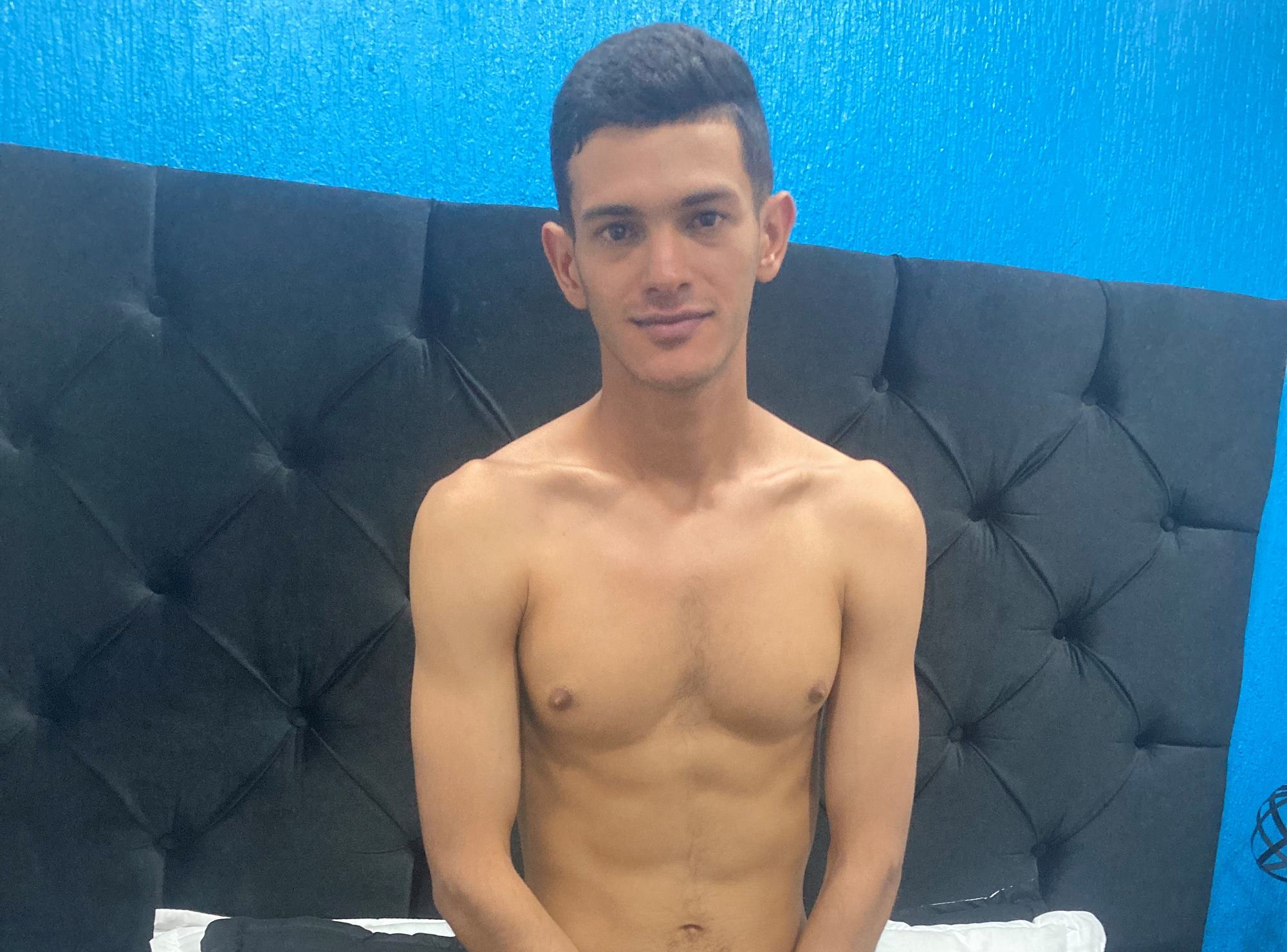 Hot_Sexyy_Boy