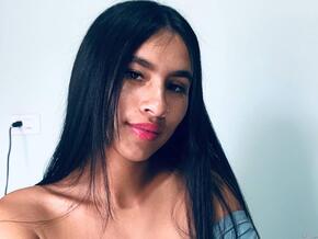 Miaa_Davis