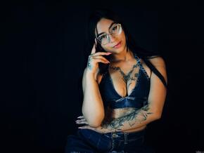 Molly_Swettt