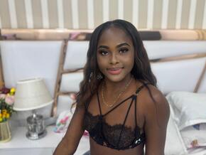NahomiHamilton1