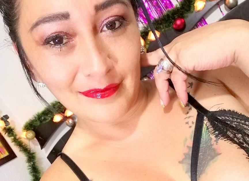 VivianHouse69
