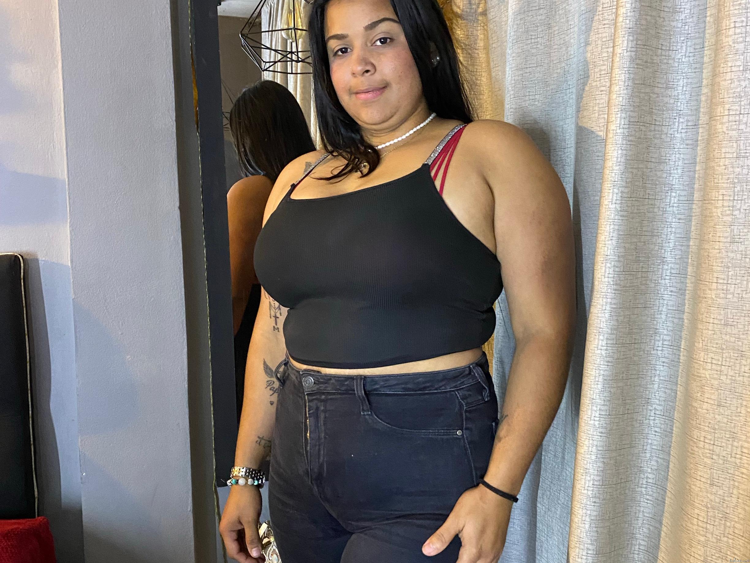 chiquihottiex