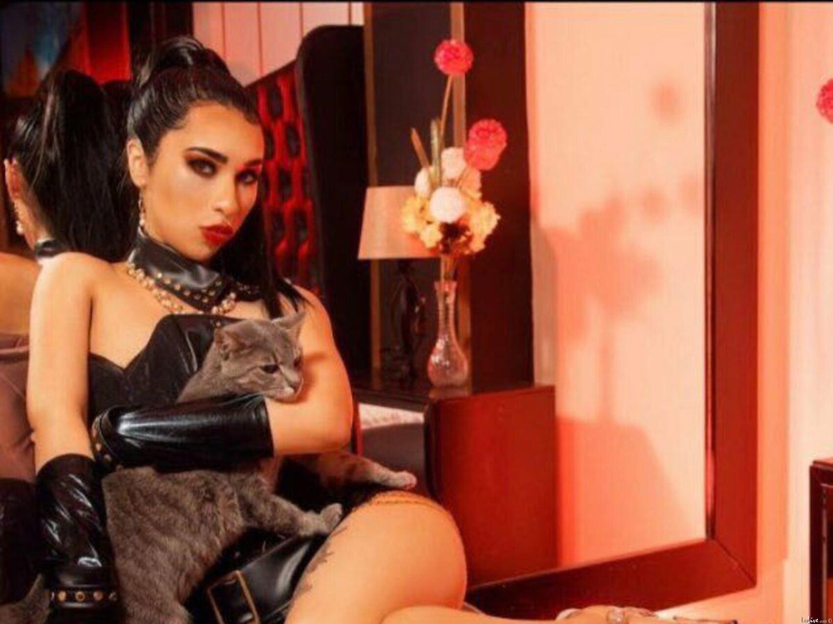 dominacruel559